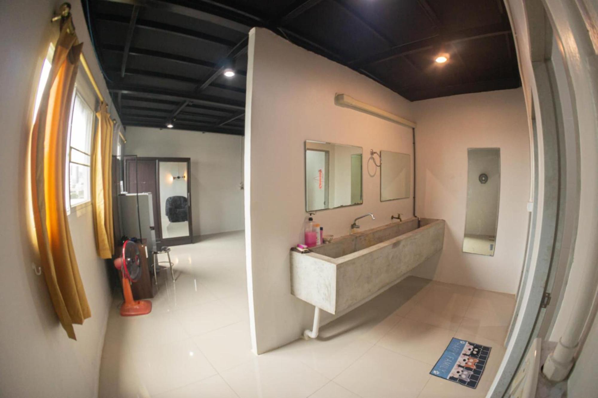 Baan1668 Hometel Near Chinatown One 曼谷 外观 照片